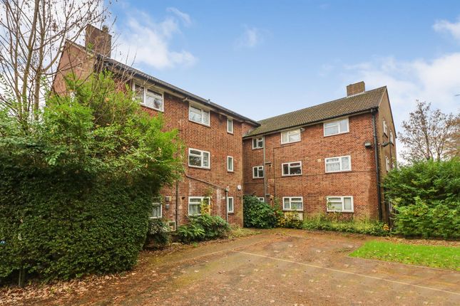 Flat for sale in Talbot Road, Hatfield, Herts