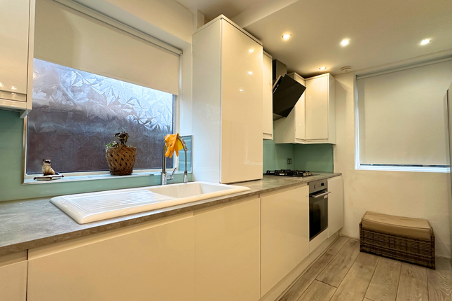 47 Hiliary Gardens, Stanmore photo 2