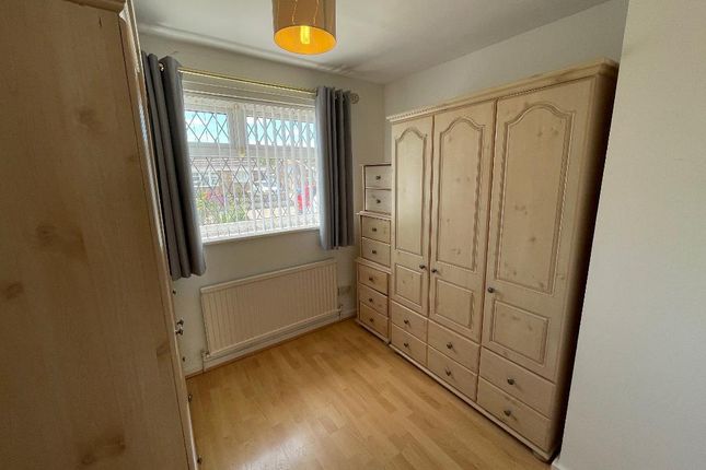 28, Winchester Close, Hull photo 4