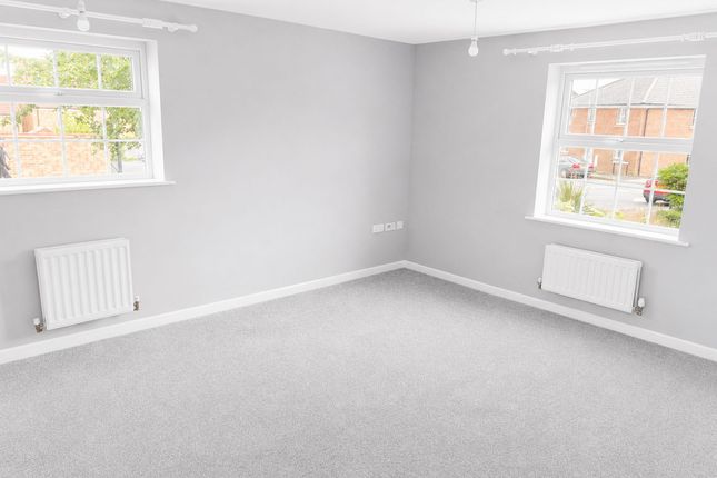 173 Roman Road, Corby photo 3