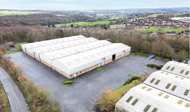 Industrial to let in Unit 20, Norquest Industrial Estate, Pennine View, Birstall