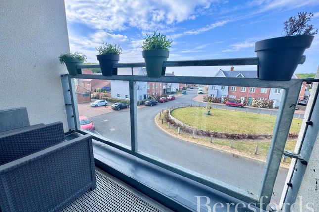 Flat 9, Compass House, 1, Marina Walk, Colchester photo 3