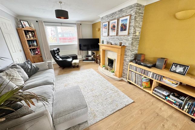 7, Colby Close, Mansfield photo 2