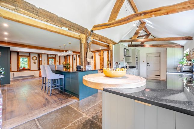 1335532-17-689A4A...