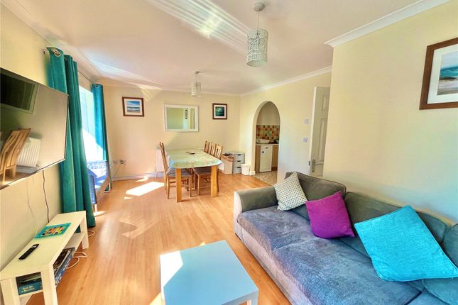 2b Arcadia House,, Warren Street, Pembrokeshire photo 2