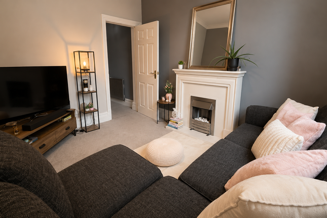 28, The Uplands, Macclesfield photo 3