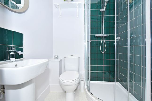 Room 5 - Double Ensuite