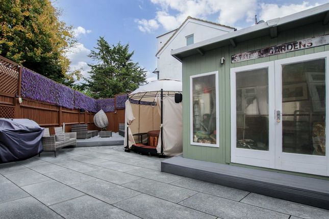 Thumbnail Semi-detached house for sale in Station Gardens, London