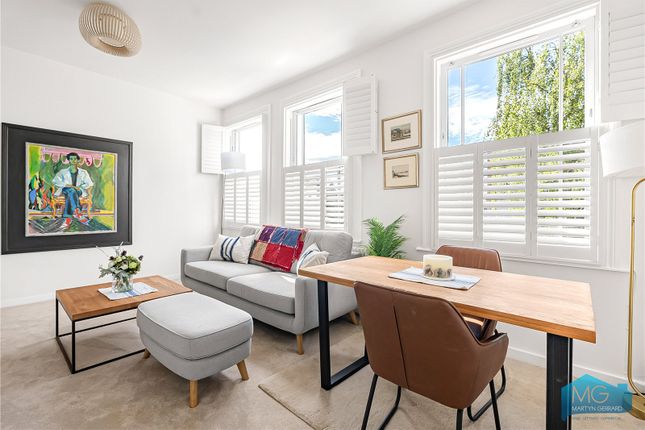 Flat 4, 28, Torrington Park, London photo 4