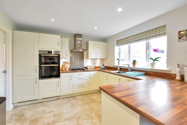 Detached house for sale in Stanley Parkway, Stanley, Wakefield.