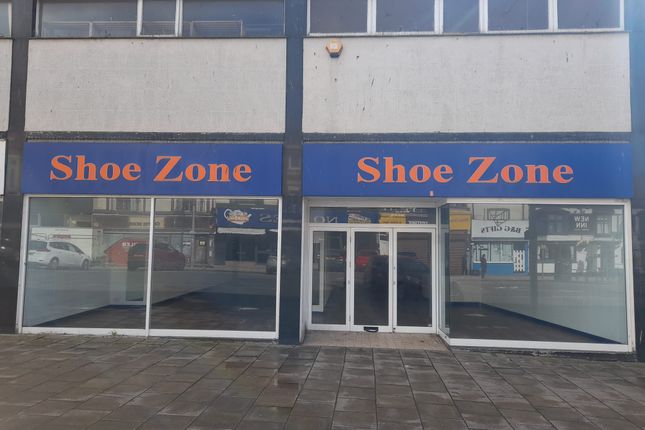 Retail premises to let in Prince Street, Bridlington