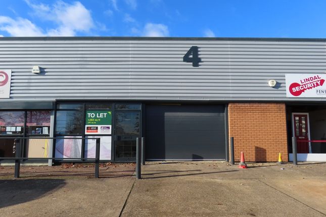 Warehouse to let in Granby Trade Park, Peverel Drive, Bletchley, Milton Keynes, Buckinghamshire