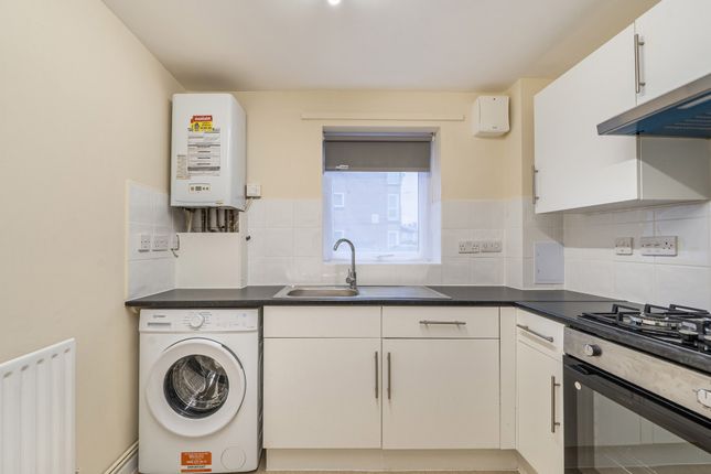 Romford RM1 2EE, Romford photo 2