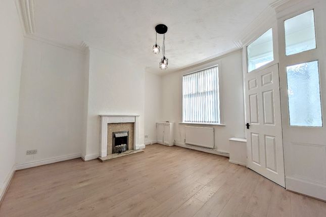 33 Audley Street, Ashton-under-Lyne photo 3