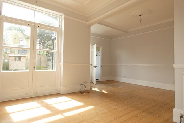 105, Maidstone Road, Bounds Green photo 2
