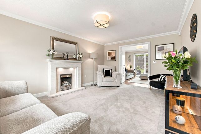 6, Nursery Drive, Kilwinning photo 4