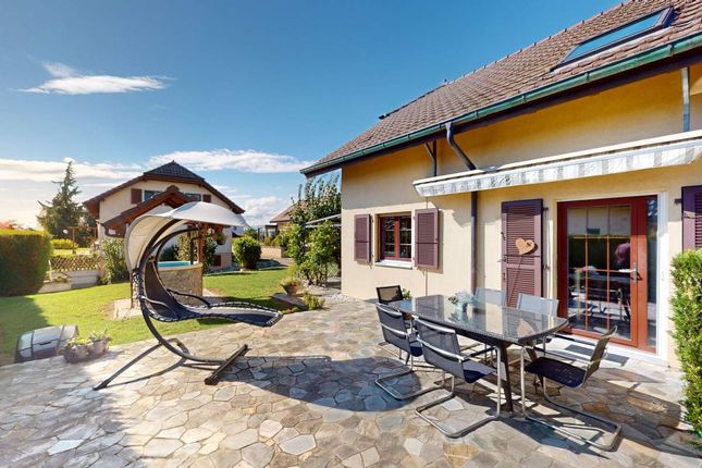 Thumbnail Villa for sale in Corcelles-Près-Payerne, Canton De Vaud, Switzerland