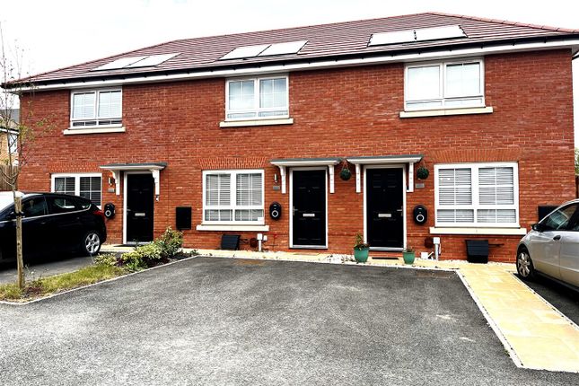 2-bed house on 3, March Place, Leamington Spa, £68,750