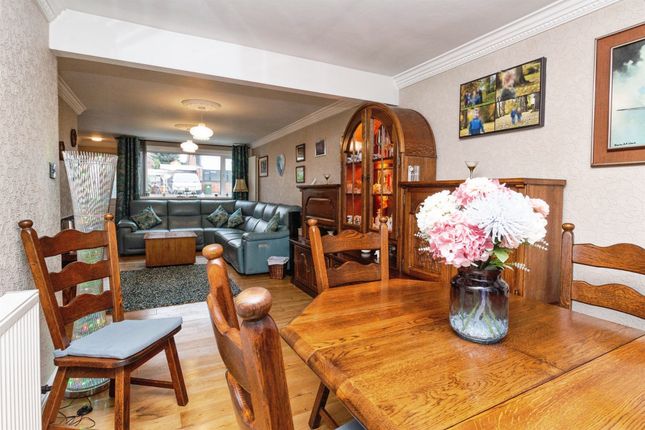 6, Amblefield Way, Stafford photo 3