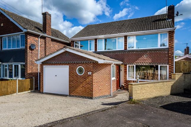 Thumbnail Detached house for sale in Sparkenhoe, Croft, Leicester