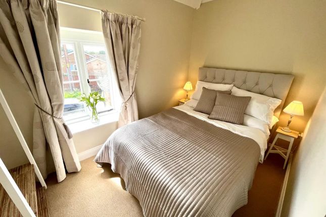 1 Aplands, Gold Hill, Blandford Forum photo 4