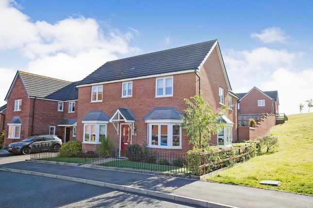 Thumbnail Detached house for sale in Dovecote Close, Redditch