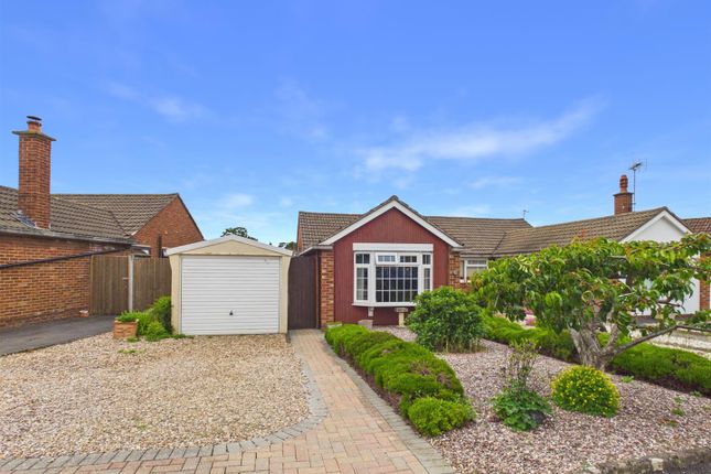 3-bed house on 3, Kaybourne Crescent, Gloucester, £360,000