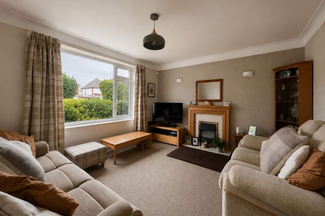 128b Cheltenham Road, Gloucester photo 3