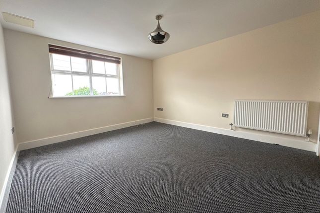 6, Sandpiper House - GOLD SUB, Lee On The Solent photo 4