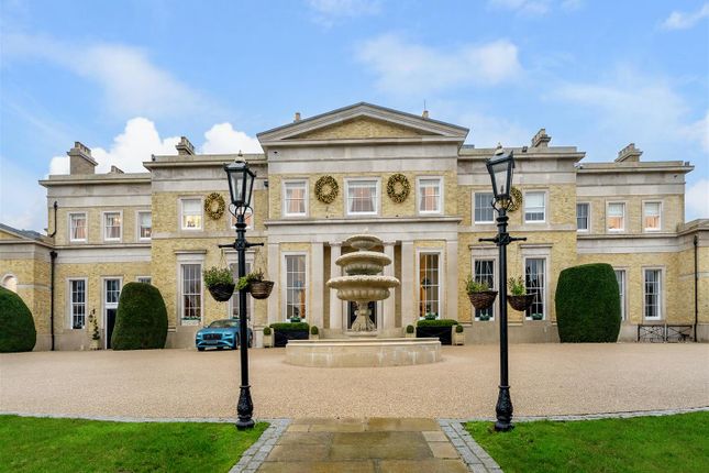 Westerham Road, Holwood Estate Westerham Road, Greater London photo 3