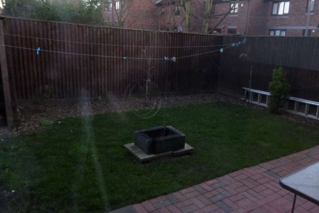 11, Orchid Close, London photo 4