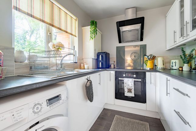 48 Baxter Court, Norwich photo 4