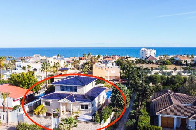 Thumbnail Villa for sale in La Mata, Alicante / Costa Blanca South, Spain