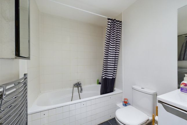 End terrace house for sale in Marmion Road, Hove