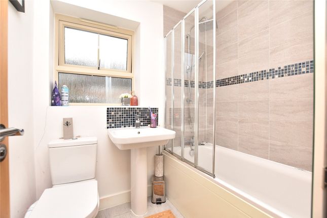 51, Asket Drive, West Yorkshire photo 4