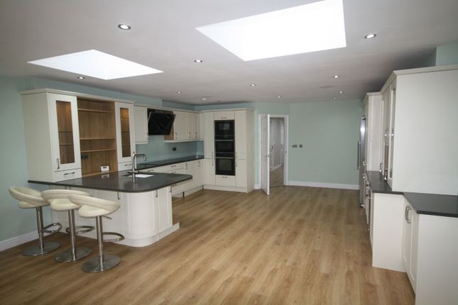 3, Bond Close, Iver Heath photo 4