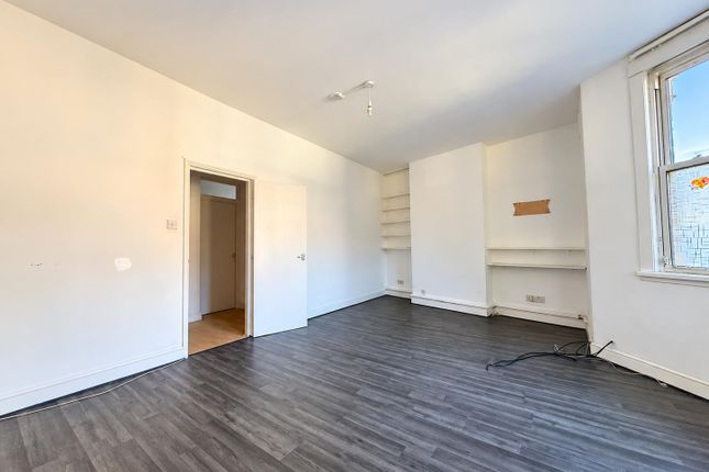 20A, Roundwood Road, London photo 3