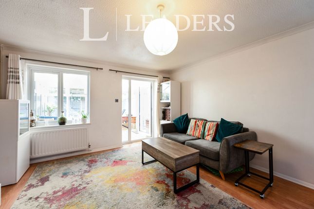 14, Tamarisk Close, Tamarisk Close photo 4