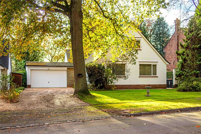 Thumbnail Detached house for sale in Swannells Wood, Studham