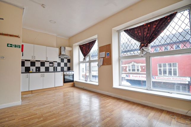 Flat 3, 80-81 Commercial Road, Newport photo 2