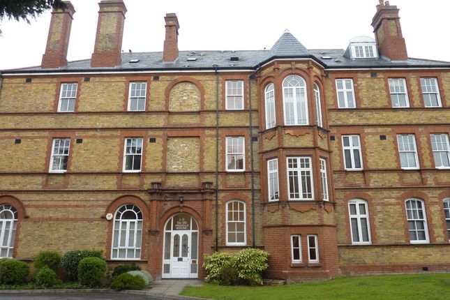 Flat to rent in Pringle House, Highlands Village, Winchmore Hill