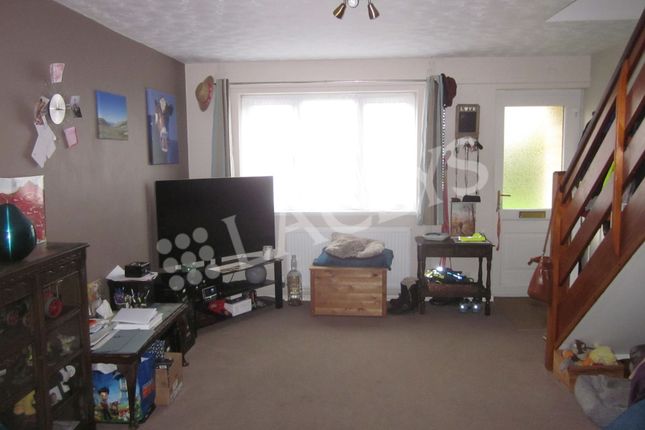 14 Thorne Gardens, Yeovil photo 3