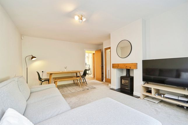 213, Green Lane, Leeds photo 4