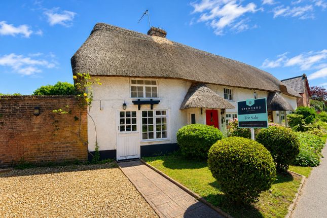4-bed house on 150, High Street, Wimborne, £350,000