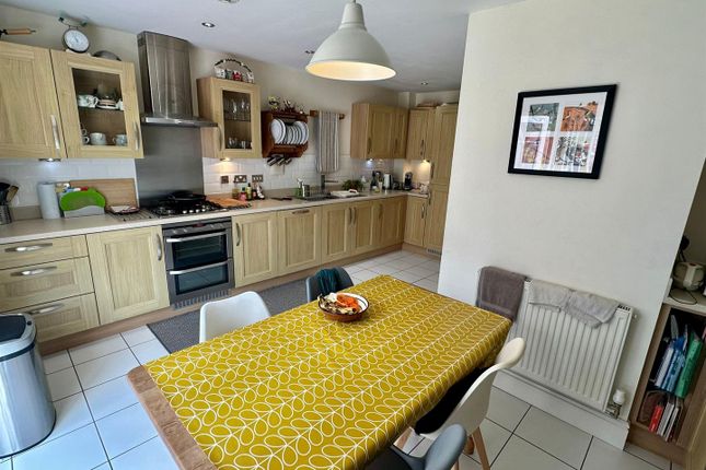 22, Sycamore Avenue, Hereford photo 4