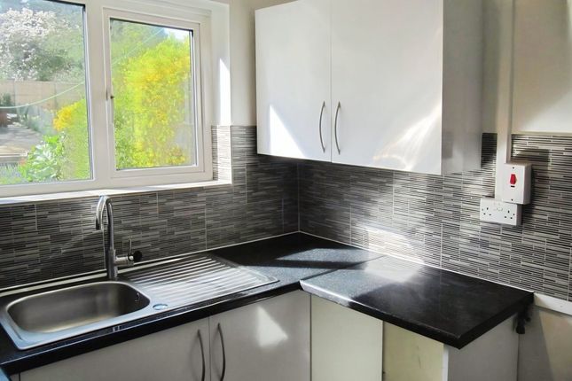 49 Armadale Drive, Leicester photo 5