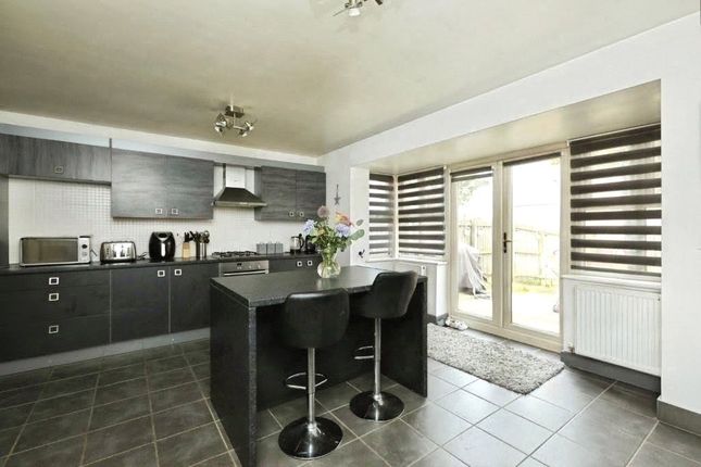 62, Bridgewater Way, Rotherham photo 4