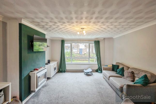 72, Saint Albans Close, Scunthorpe photo 4