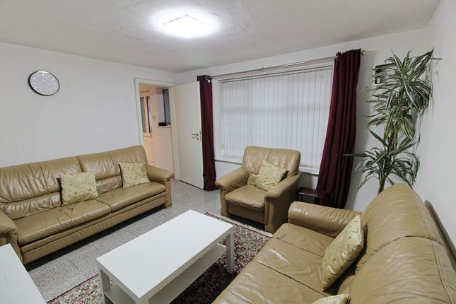52 Rolleston Road, Wigston photo 4
