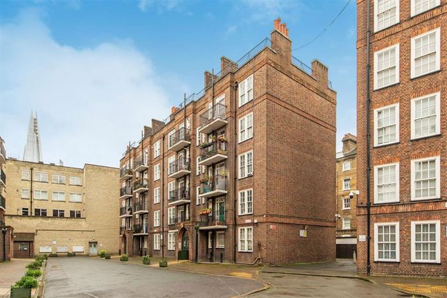 2-bed flat on Flat 53, Sumner Buildings, Sumner Street, London, £560,000